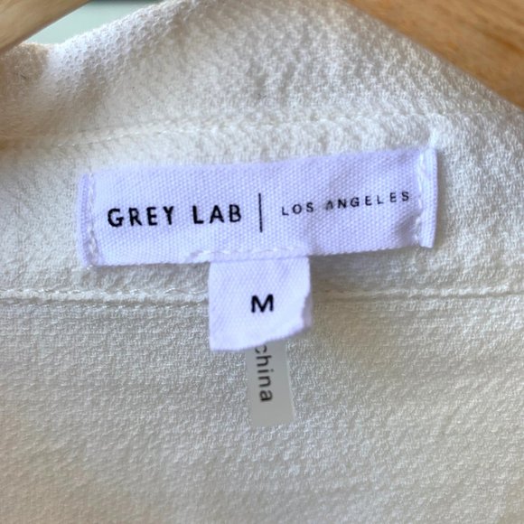 Short white crop-top perfect for Diner en Blanc - Picture 5 of 5